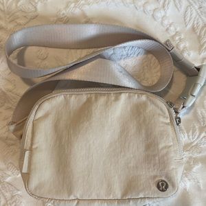 Lululemon large everywhere belt bag white opal